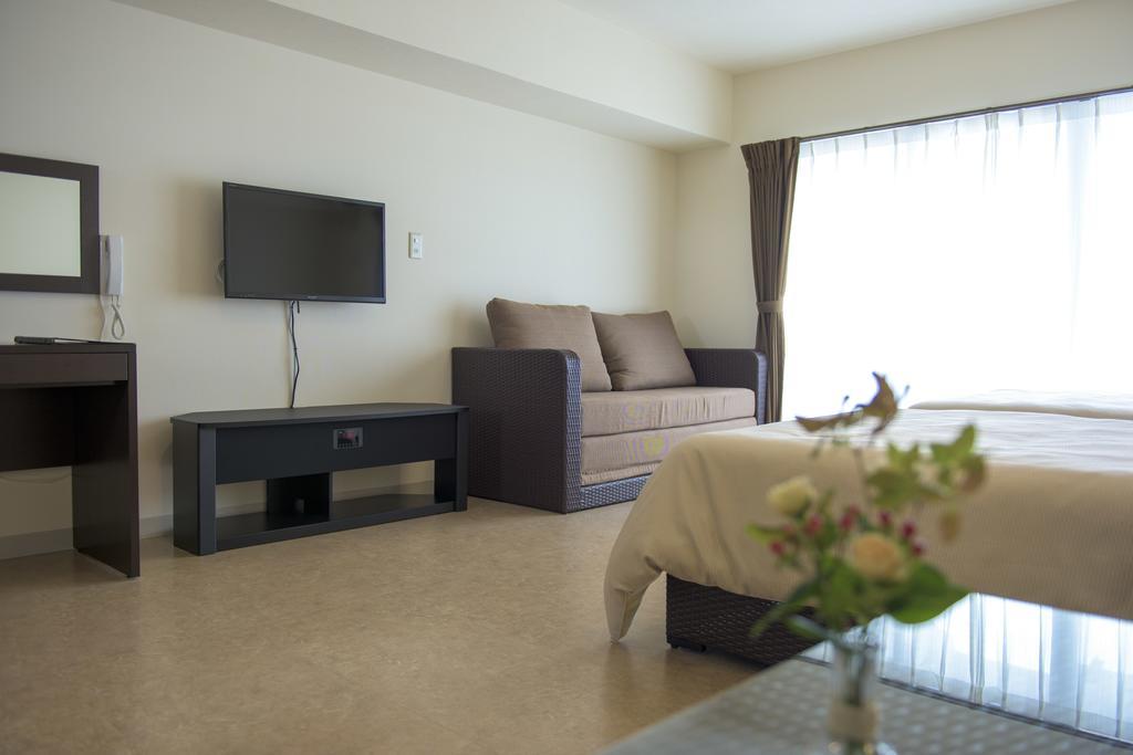 Condominium Hotel Monpa Chatan Esterno foto