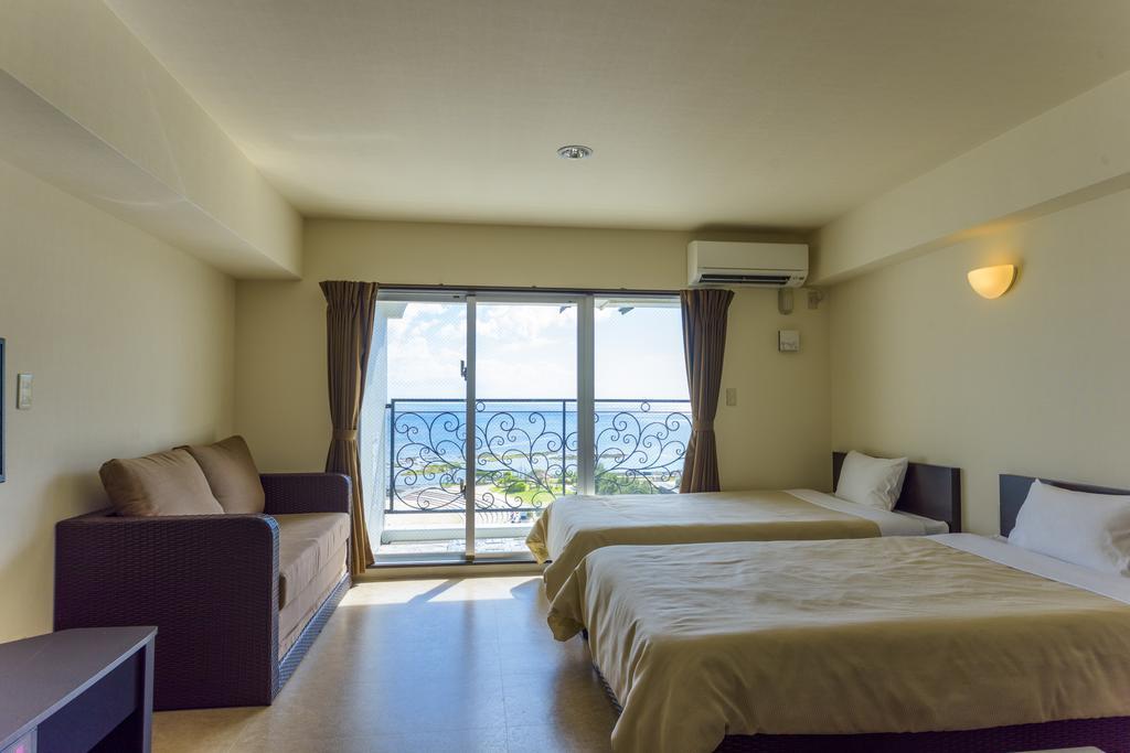 Condominium Hotel Monpa Chatan Esterno foto