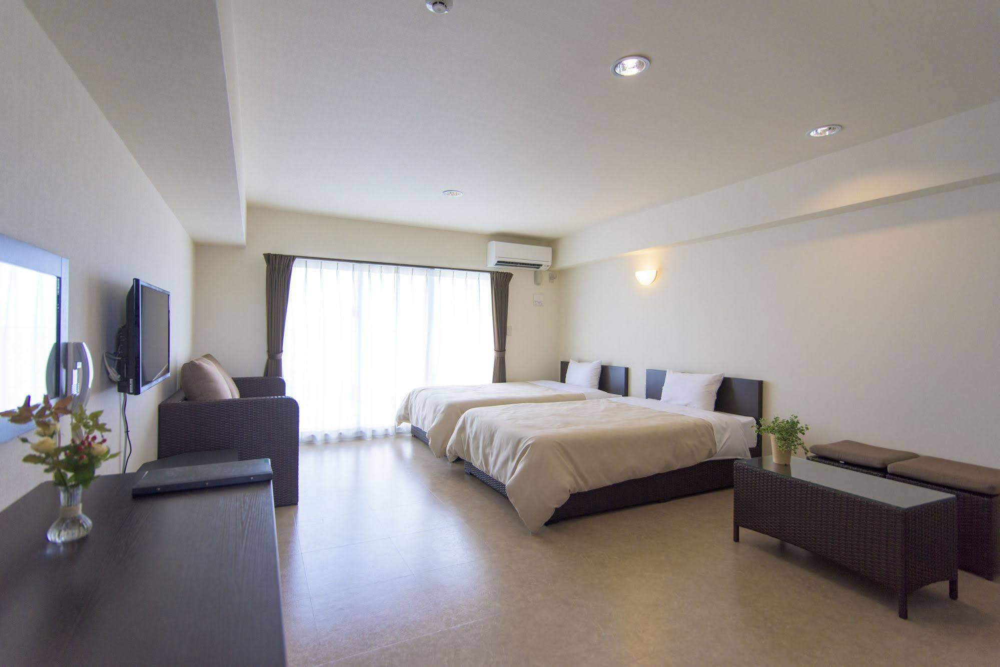 Condominium Hotel Monpa Chatan Esterno foto